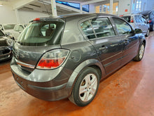 Charger l&#39;image dans la galerie, Opel Astra 1.6 Essence Manuelle 01 / 2009