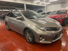 Charger l'image dans la galerie, Toyota Auris 1.8 Hybride Automatique 08/ 2014 + 4 Pneus