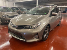 Charger l'image dans la galerie, Toyota Auris 1.8 Hybride Automatique 08/ 2014 + 4 Pneus