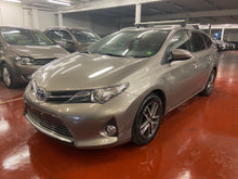 Charger l'image dans la galerie, Toyota Auris 1.8 Hybride Automatique 08/ 2014 + 4 Pneus