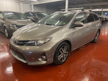 Charger l'image dans la galerie, Toyota Auris 1.8 Hybride Automatique 08/ 2014 + 4 Pneus