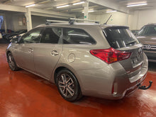 Charger l'image dans la galerie, Toyota Auris 1.8 Hybride Automatique 08/ 2014 + 4 Pneus