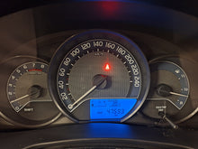 Charger l&#39;image dans la galerie, Toyota Corolla 1.3 Essence Manuelle 03 / 2014