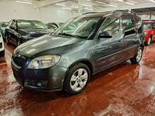 Load image into Gallery viewer, Skoda Roomster 1.4 Essence Manuelle 03 / 2009