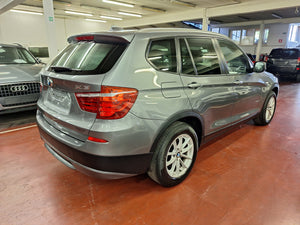 BMW X3 X DRIVE 2.0 Essence Automatique 02 / 2013 + Un jeu de 4 Pneus avec Jantes