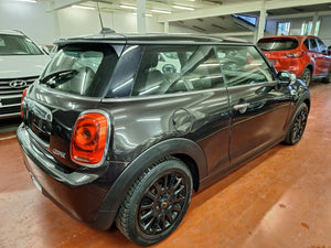 Mini Cooper 1.5 Essence Manuelle 01 / 2015