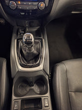 Charger l&#39;image dans la galerie, Nissan X-Trail 1.6 Diesel Manuelle 03 / 2015