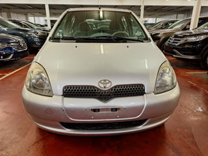 Toyota Yaris 1.3 Essence Manuelle 08 / 2002