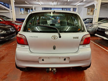 Load image into Gallery viewer, Toyota Yaris 1.3 Essence Manuelle 08 / 2002