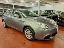 Load image into Gallery viewer, Alfa Romeo Giueletta 1.4 Essence Manuelle 03 / 2016