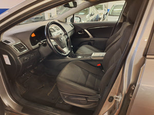 Toyota Avensis 2.0 Diesel Manuelle 12 / 2013