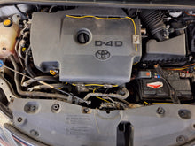 Afbeelding in Gallery-weergave laden, Toyota Avensis 2.0 Diesel Manuelle 12 / 2013
