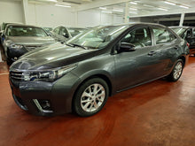 Load image into Gallery viewer, Toyota Corolla 1.3 Essence Manuelle 04 / 2014