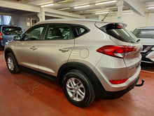 Load image into Gallery viewer, Hyundai Tucson 1.6 Essence Manuelle 09 / 2015