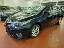 Afbeelding in Gallery-weergave laden, Toyota Corolla 1.3 Essence Manuelle 04 / 2014