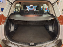 Afbeelding in Gallery-weergave laden, Toyota Rav 4 2.0 Diesel 4x2 Manuelle 01 / 2014