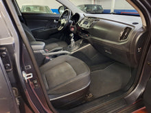 Charger l&#39;image dans la galerie, Kia Sportage 1.6 Essence Manuelle 01 / 2013