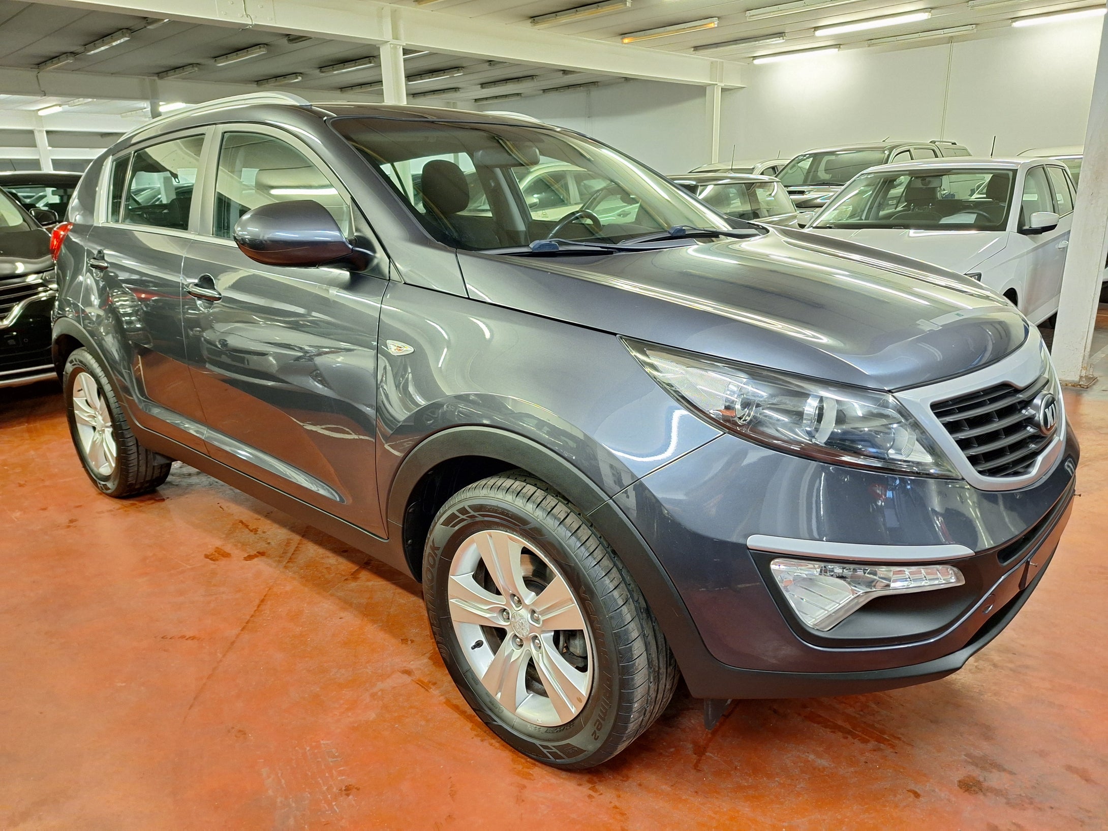 Kia Sportage 1.6 Essence Manuelle 01 / 2013