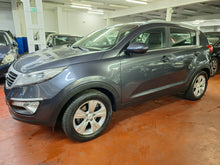 Charger l&#39;image dans la galerie, Kia Sportage 1.6 Essence Manuelle 01 / 2013