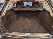 Afbeelding in Gallery-weergave laden, Mercedes C180 1.6 Diesel Automatique 05 / 2015