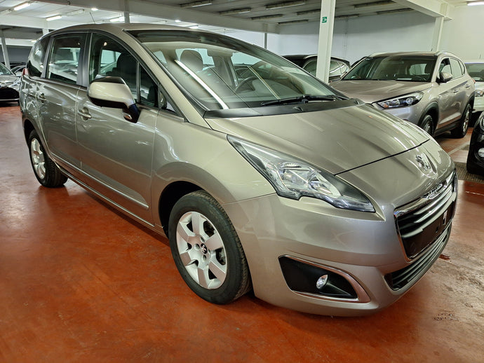 Peugeot 5008 1.6 Diesel Manuelle 03 / 2015