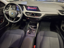 Load image into Gallery viewer, BMW 118 i 1.5 Essence Automatique 01 / 2021