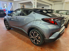 Load image into Gallery viewer, Toyota C-HR 2.0 Hybride Automatique 04 / 2021