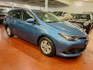 Toyota Auris 1.8 Hybride Automatique 12 / 2018