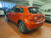 Afbeelding in Gallery-weergave laden, Mitsubishi ASX 2.2 Diesel 4x4 Automatique 09 / 2015