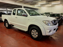 Charger l&#39;image dans la galerie, Toyota Hilux 2.5 Diesel Manuelle 09 / 2009