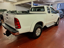 Charger l&#39;image dans la galerie, Toyota Hilux 2.5 Diesel Manuelle 09 / 2009