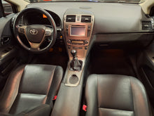 Load image into Gallery viewer, Toyota Avensis 1.8 Essence Manuelle 03 / 2014