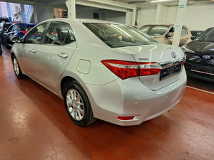 Toyota Corolla 1.6 Essence Automatique 04 / 2014