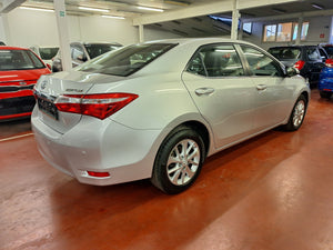 Toyota Corolla 1.6 Essence Automatique 04 / 2014