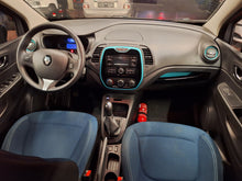 Charger l&#39;image dans la galerie, Renault Captur 0.9 Essence Manuelle 10 / 2016