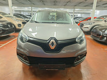 Charger l&#39;image dans la galerie, Renault Captur 0.9 Essence Manuelle 10 / 2016