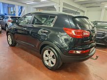 Afbeelding in Gallery-weergave laden, Kia Sportage 1.7 Diesel Manuelle 05 / 2013