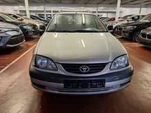 Load image into Gallery viewer, Toyota Avensis 1.8 Essence Manuelle 01 / 2001