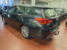 Load image into Gallery viewer, Toyota Auris 1.8 Hybride Automatique 02 / 2015