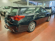 Load image into Gallery viewer, Toyota Auris 1.8 Hybride Automatique 02 / 2015