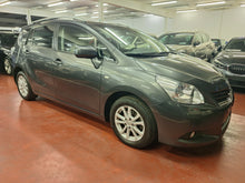 Load image into Gallery viewer, Toyota Verso 1.6 Essence Manuelle 06 / 2012