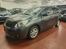 Load image into Gallery viewer, Toyota Verso 1.6 Essence Manuelle 06 / 2012