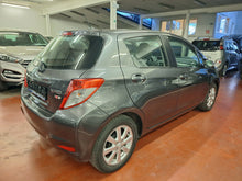 Load image into Gallery viewer, Toyota Yaris 1.3 Essence Manuelle 02 / 2014