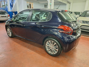 Peugeot 208 1.2 Essence Manuelle 03 / 2019