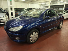 Afbeelding in Gallery-weergave laden, Peugeot 206 CC 1.6 Essence Manuelle 10 / 2004