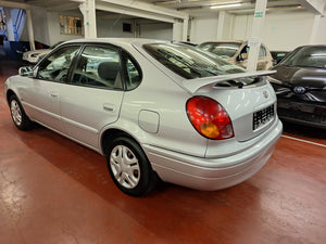 Toyota Corolla 1.4 Essence Manuelle 08 / 2001