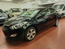 Load image into Gallery viewer, Hyundai I30 1.6 Essence Manuelle 05 / 2014