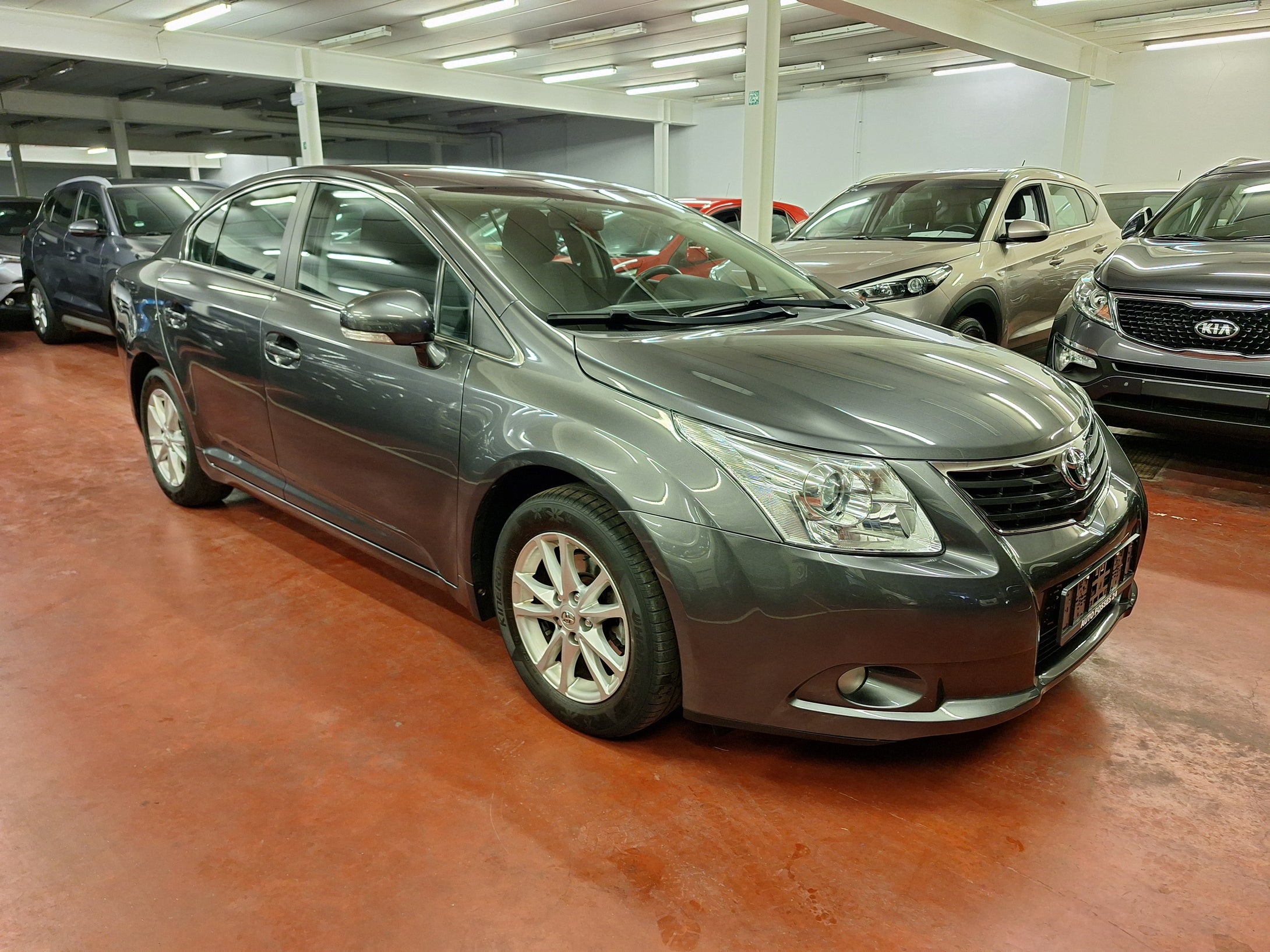 Toyota Avensis 1.8 Essence Manuelle 03 / 2011