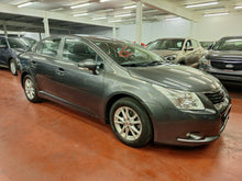 Load image into Gallery viewer, Toyota Avensis 1.8 Essence Manuelle 03 / 2011