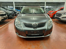 Load image into Gallery viewer, Toyota Avensis 1.8 Essence Manuelle 03 / 2011